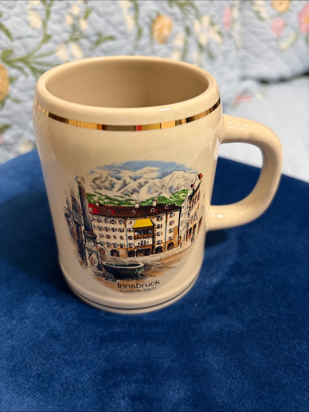 Innsbruck Goldenes Dachi Cream Innsbruck Ceramic Souvenir Gold Trim Mug PreOwned